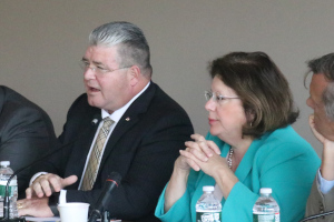 Senators Steve Oroho, R-24, and Linda Greenstein, D-14, at the Mount Laurel hearing of the Legislative Manufacturing Caucus.