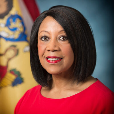 Candy Straight Woman Trailblazer Award – Lieutenant Governor Sheila Y. Oliver